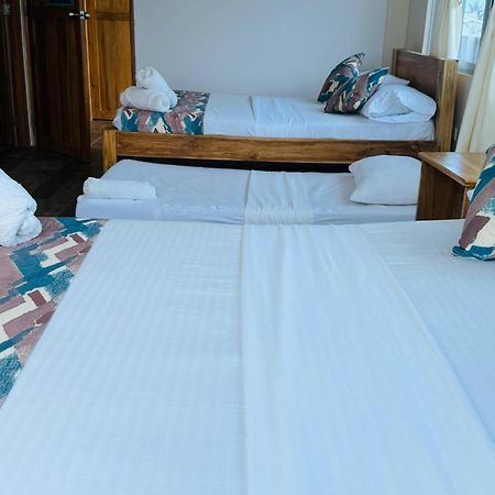 Merakai Hostel Rincon del Mar Esterno foto